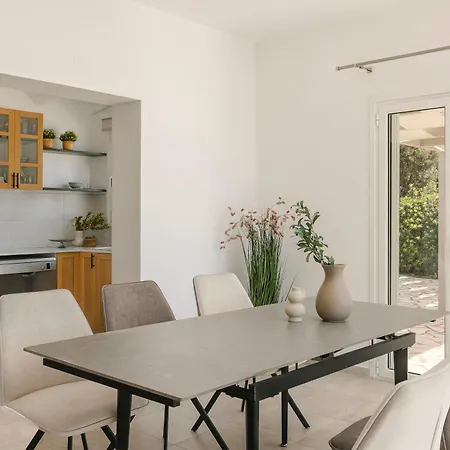 Daphne Kefalonia Villa *